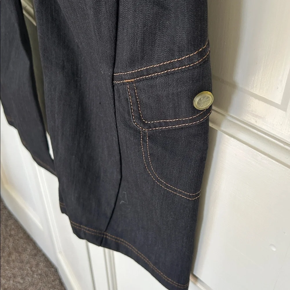 Athleta Women's dark blue stretch Jeans size 6. - Picture 5 of 7